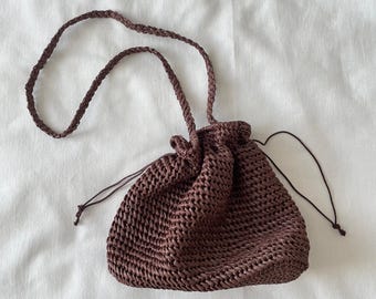 Raffia Virkad Brun Kuvertväska, Axelremsväska i Strå