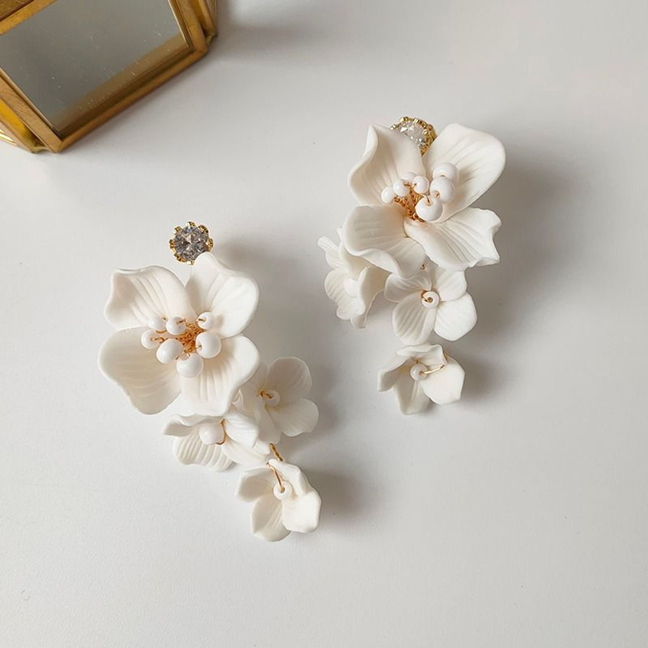 White Flower Petal Pearl Earrings Floral Spring Earrings - Etsy