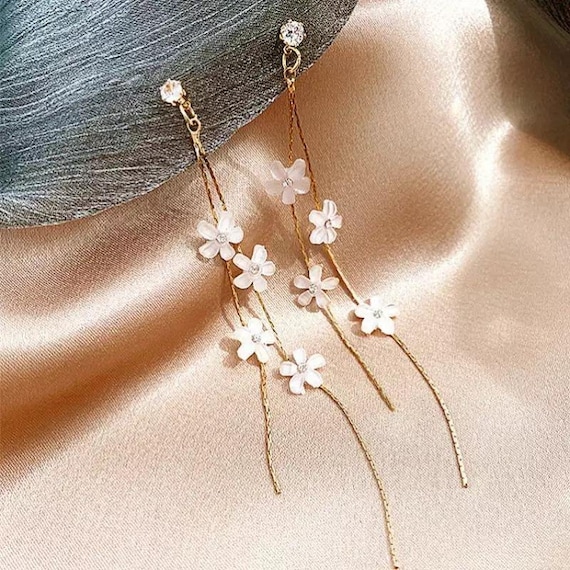 White Flowers Golden Threads Earrings Jasmine Flower Floral - Etsy