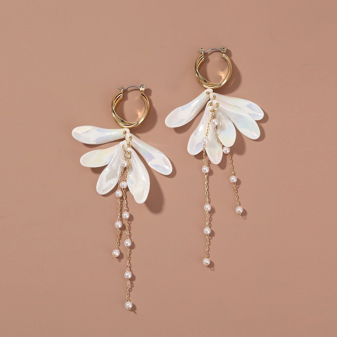 Sakura Bridal Flower Earrings 18K Gold Earrings Minimalist - Etsy