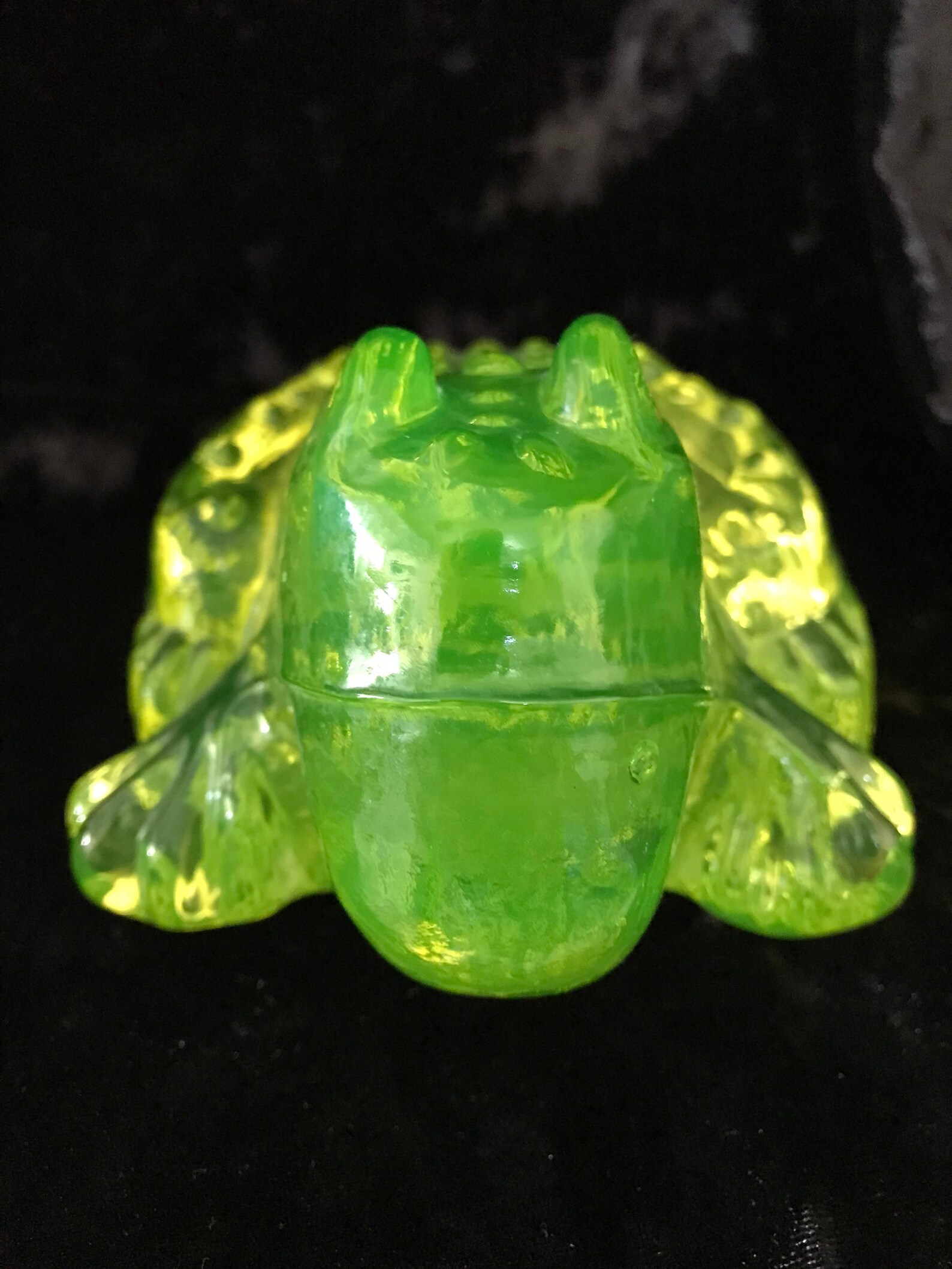 Uranium Cast Glass Frog 1 Etsy
