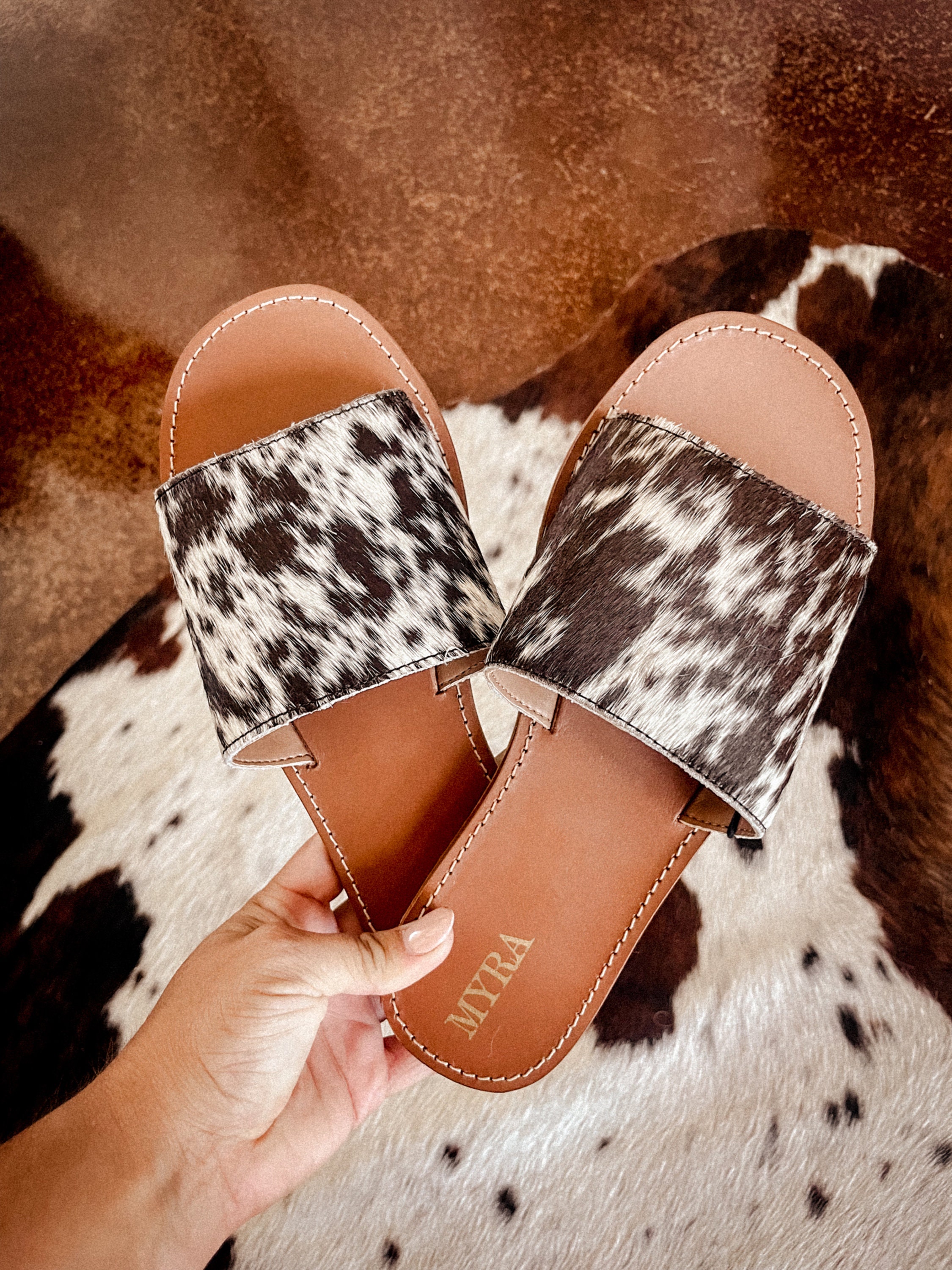 Noelle Fringe Leather Sandal フリンジ レザー サンダル 908_01.20.20_TT_grande.jpg?v=
