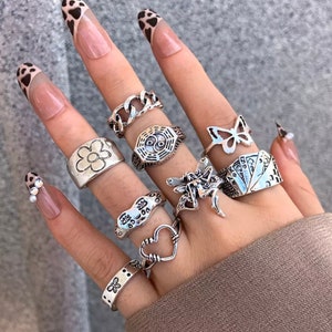 9pcs Piece Vintage Silver Ring set streetwear y2k Ring Set Boho Silver Plated Ring set Stackable Multi Ring set for Women Gift for her