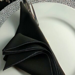 Black and Silver Napkins, Satin Stitch Modern Minimalist Luxe, Roaring 20's Look bild 5