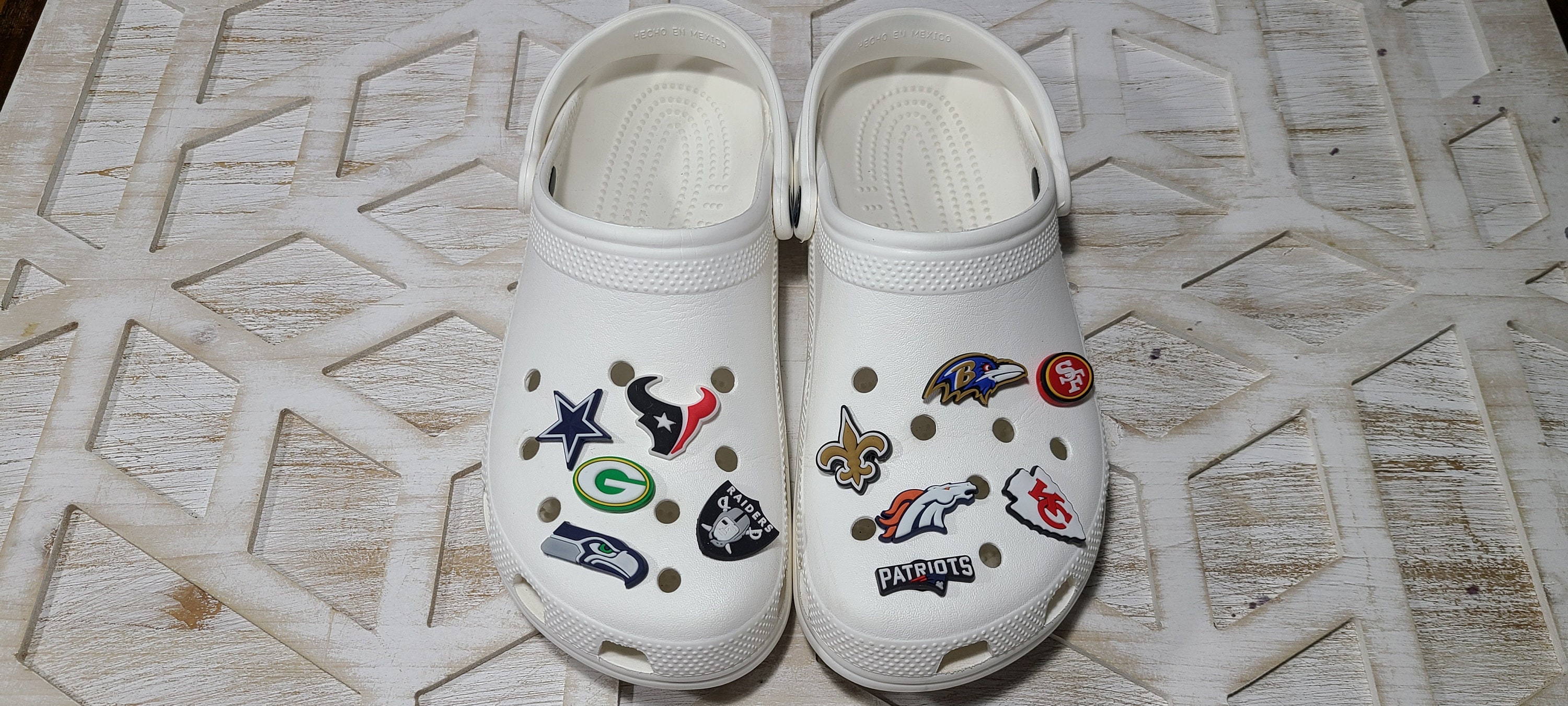 NFL/NBA team shoe charms