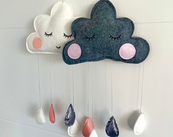Embroidered felt cloud with raindrops wall hanging | Ideal for baby nursery, child bedroom | Baby shower| Great gift