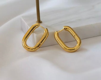 Gold Rectangle Huggie Hoop, Oval Thick Huggie Hoop Earrings, Dainty Geometric Huggie Hoops, Jewelry Gift for Her