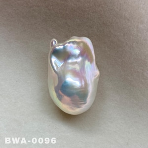 22mm Large Size White Rainbow Fireball Pearl Flameball Natural Baroque Pearl High Luster Freshwater Pearl for Your Creative Jewelry Design