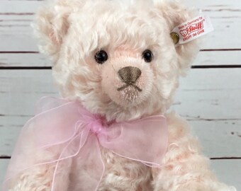 Steiff Musical Pink Teddy Bear Button in Ear Candle in the