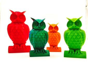 Owl Figurine Statue Ornament | Woodland Forest Bird Animal Decor Shelf Sitter | Rustic Cabin
