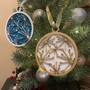Round Star pattern Double layer Wooden Christmas tree Ornament, two toned starburst tree ornament
