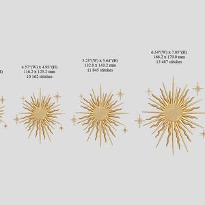 Puede incluir: Cuatro diseños de sol dorado con diferentes tamaños. Los soles están hechos de un patrón repetitivo de rayos. Cada sol tiene un círculo pequeño en el centro. Los soles están rodeados de pequeñas estrellas.
