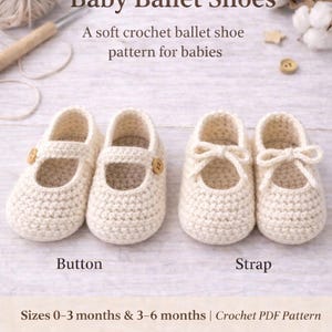 Könnte beinhalten: Cremefarbene Baby-Ballettschuhe aus Häkelarbeit. Gezeigt werden zwei Paare: eines mit Knopfverschlüssen und das andere mit Riemen. Das Bild enthält den Text "Little Sprout Baby Ballet Shoes" und "Sizes 0-3 months & 3-6 months | Crochet PDF Pattern."