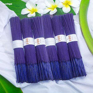 Bastões de incenso roxos sem perfume coloridos com marca própria: pedidos em massa no atacado de suprimentos de qualidade premium, crus e sem fragrância