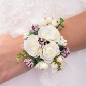 Wedding guest wrist corsages hotsell