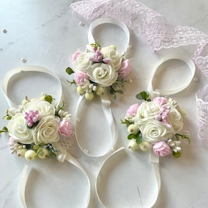 Wedding Flower Wrist Corsage, Bridesmaids Corsage, Bridal Flower Bracelet, Prom Floral Corsage, Mothers Corsage, Spring Wedding Accessory