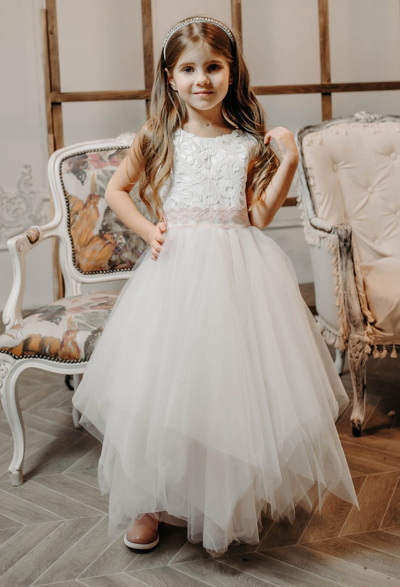 Flower girl dress, Birthday party dress, Princess dress, Junior bridesmaid dress, Tulle wedding dress, First communion dress, Lace dress 