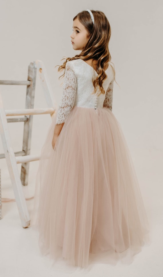 Flowing flower girl dresses deals