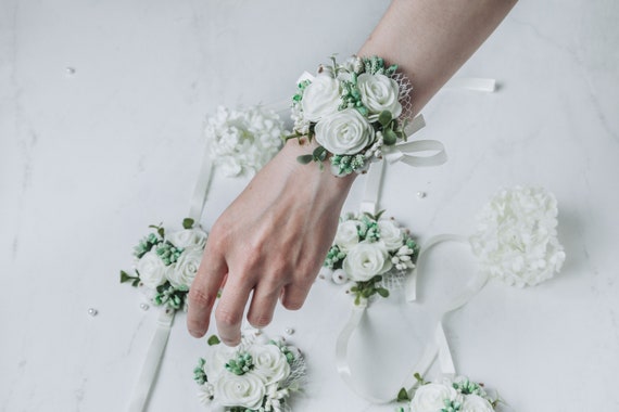 Casdre Bride Wedding Wrist Corsage Bridal Hand Flower Wrist Bracelet Prom Wrist Floral Corsage for Women and Girls