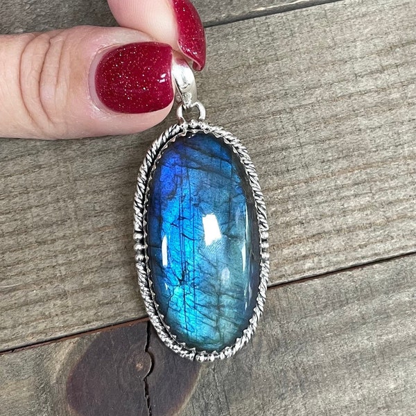Incredible 21g Labradorite Sterling Silver Statement Pendant, Huge Flashy Teal Blue Gem, Bold Oval Gemstone, Natural Stone Jewelry