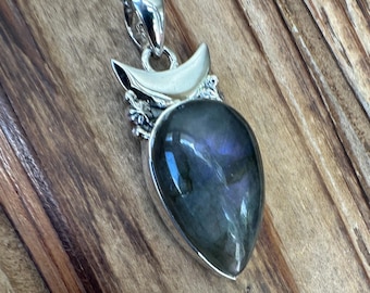 Labradorite Sterling Silver Pendant, Purple Gem, Crescent Moon Design, Teardrop Flashy Gemstone, Natural stone Jewelry