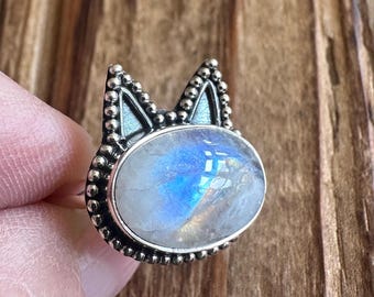 Rainbow Moonstone Sterling Silver Kitty Ring, Size 8, Feline Cat Kitten Design, Natural Gemstone Jewelry, Artisan, OOAK