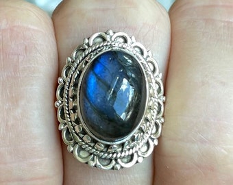 Labradorite Sterling Silver Ring, Size 7.5, Deep Blue Flash Gem, Oval Gemstone, Natural Stone Jewelry