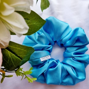 XXL Scrunchie, Deluxe Satijn. Jumbo Oversized Scrunchie. Extra grote scrunchie voor tieners. Scrunchie Squad. Lichtblauw, kastanjebruin, bordeaux satijn afbeelding 7