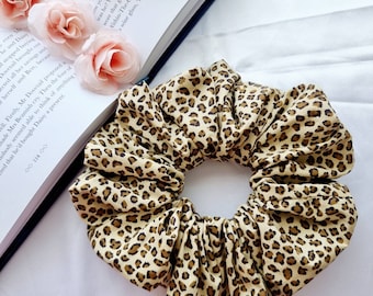 Light Brown Leopard Scrunchie, Extra Large or Small size. Cheetah prints scrunchie, XL scrunchie for teens, XXL Scrunchies, jumbo oversized