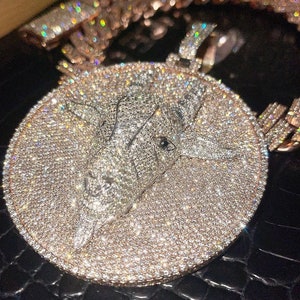 Custom Goat Pendant, Goat Head Pendant, Iced Out Goat Pendant, Goat Charm Pendant, Iced Out VVS Moissanite Circle Pendant, Medallion Pendant