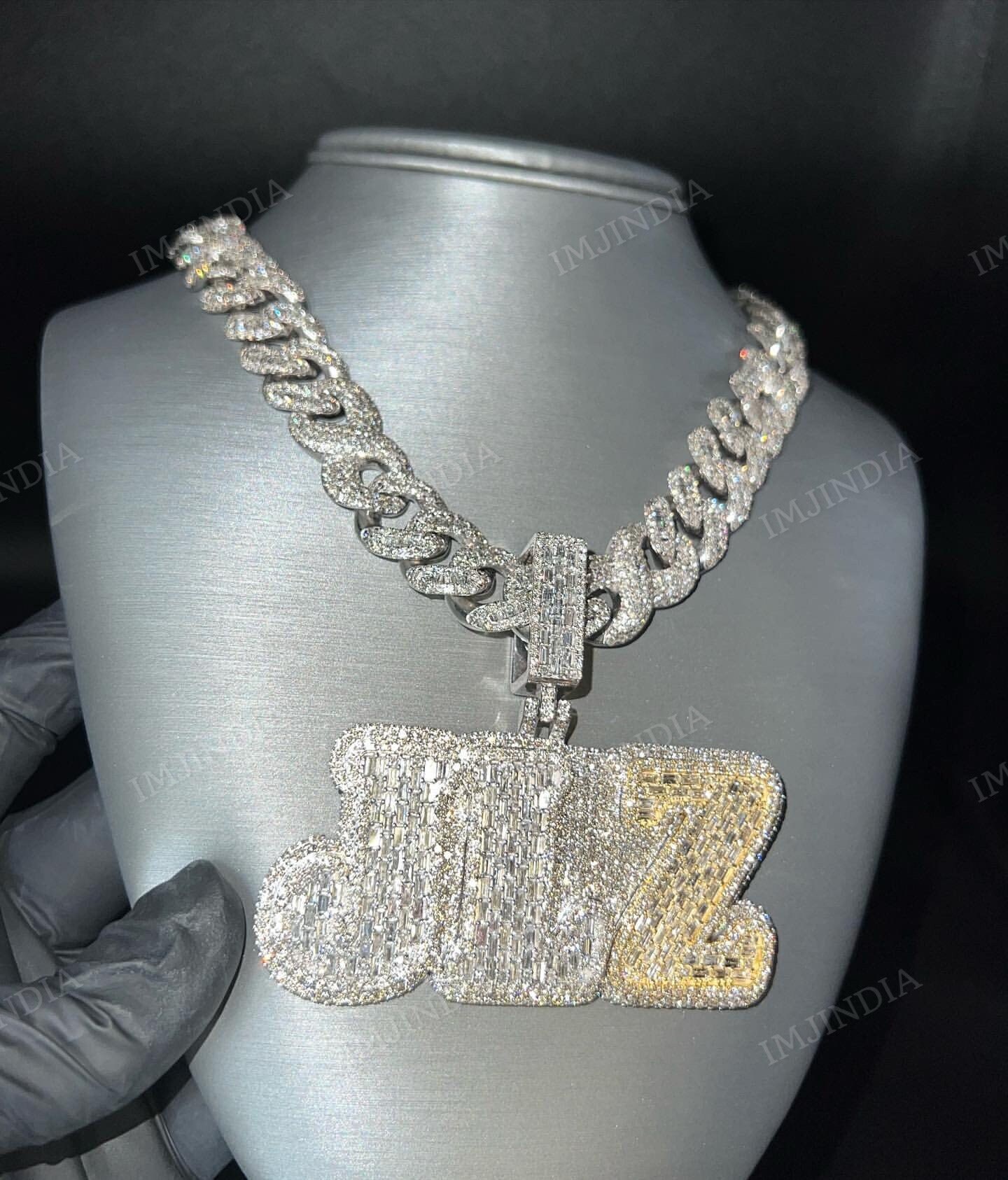 【THE M】THE ICED OUT VARSITY LETTER PENDANTネックレス The Iced Out Varsity Letter Pendant Necklace | The M Jewelers