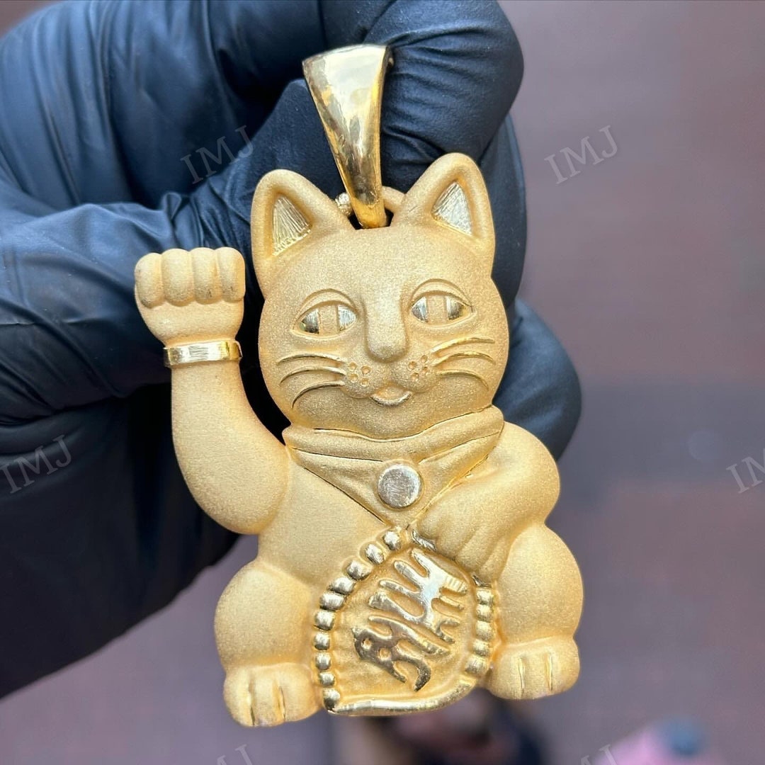 Lucky Cat Necklace, Lucky Cat Pendant, Welcoming Cat Necklace