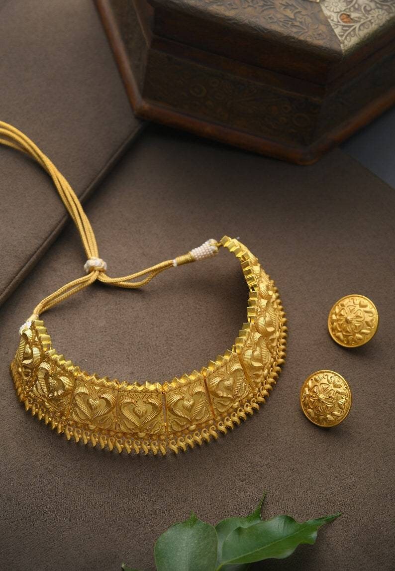 Deepika Padukone Gold Plated Choker 