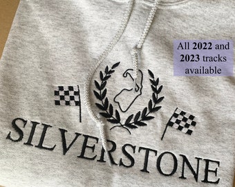 Sweat-shirt à capuche brodé pour circuit de course automobile de Formule 1 gris ou bleu marine - Silverstone et plus.