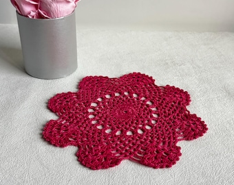 Centrino vintage all'uncinetto color bordeaux / Tovaglietta in pizzo fatta a mano da 20 cm / Romantico centrino rotondo in cotone / Arredamento per la casa in stile cottage / Regalo per lei