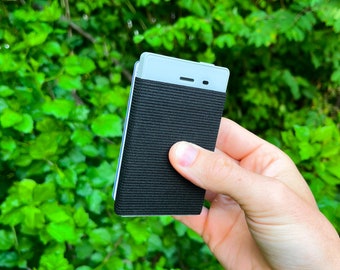 Light Phone 2 Case - Étui style manche avec portefeuille élastique