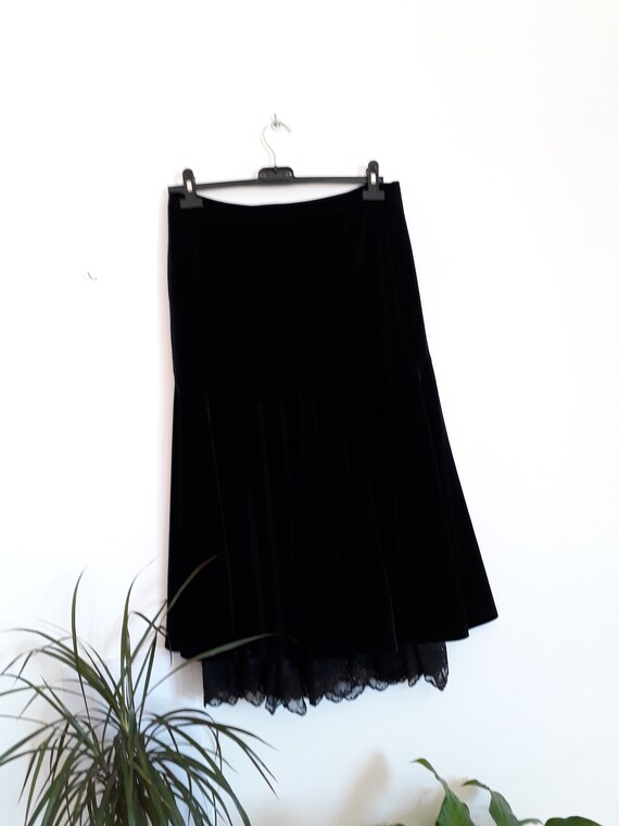 black velvet skirt and lace
