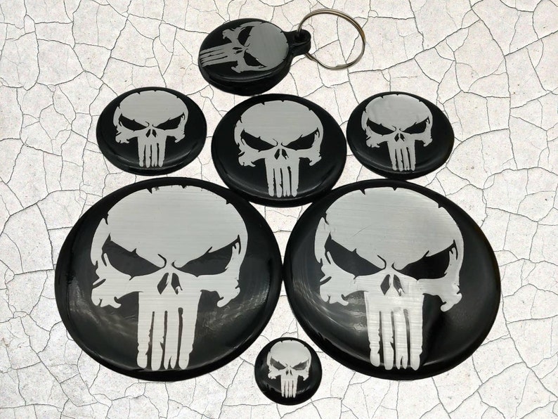 a bunch of plates with skulls on them