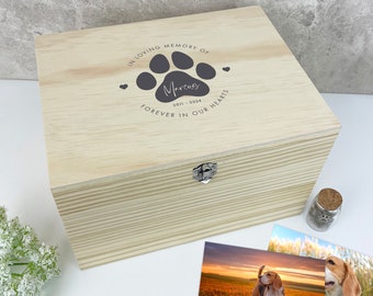 Personalised Wooden Pet Name Memorial Memory Box - 4 Sizes (20cm | 26cm | 30cm | 36cm)