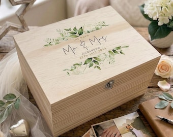 Personalised Botanical Wedding Keepsake Box – Wooden Memory Box