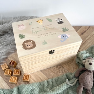 Caja de recuerdos para bebés personalizada con animales de la jungla / Regalo para bebé / Regalo de bautizo / Regalo para bebé recién nacido / Caja de recuerdos para bebé personalizada / 5 tamaños