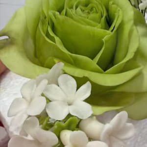 Edible Green Rose with Stephanoties Flowers, Cake Topper Arrangement, flexible Paste decorations/Gumepaste wedding and Birthday cake Topper