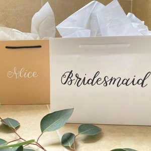 Luxury Personalised Gift Bags / White & Kraft / Wedding Favour Bag / Handwritten Gift Bag / Handwritten Custom Calligraphy / Rope Handle Bag
