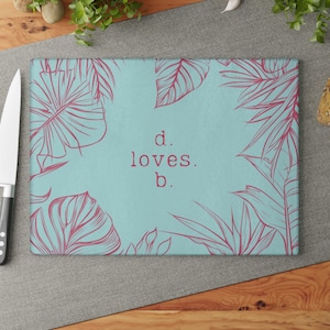 Tabla de cortar de vidrio personalizada, decoración minimalista, aniversario de novio/novia, ella me ama, aniversario de papá/mamá, nueva relación
