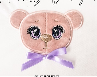 En el aro Diseño de bordado con aplique de cara de osito de peluche Aro de 13 x 18 CM
