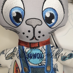 ITH in the hoop embroidery file Cat big eye doll, cute kitty boy design 16x26cm  hoop
