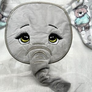 elephant machine embroidery design