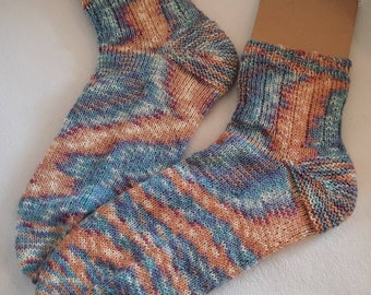 Warme Socken handgestrickt / Wollsocken / Bettsocken / per Hand gestrickt / Gr. 40 41 / GESCHWISTERSOCKEN