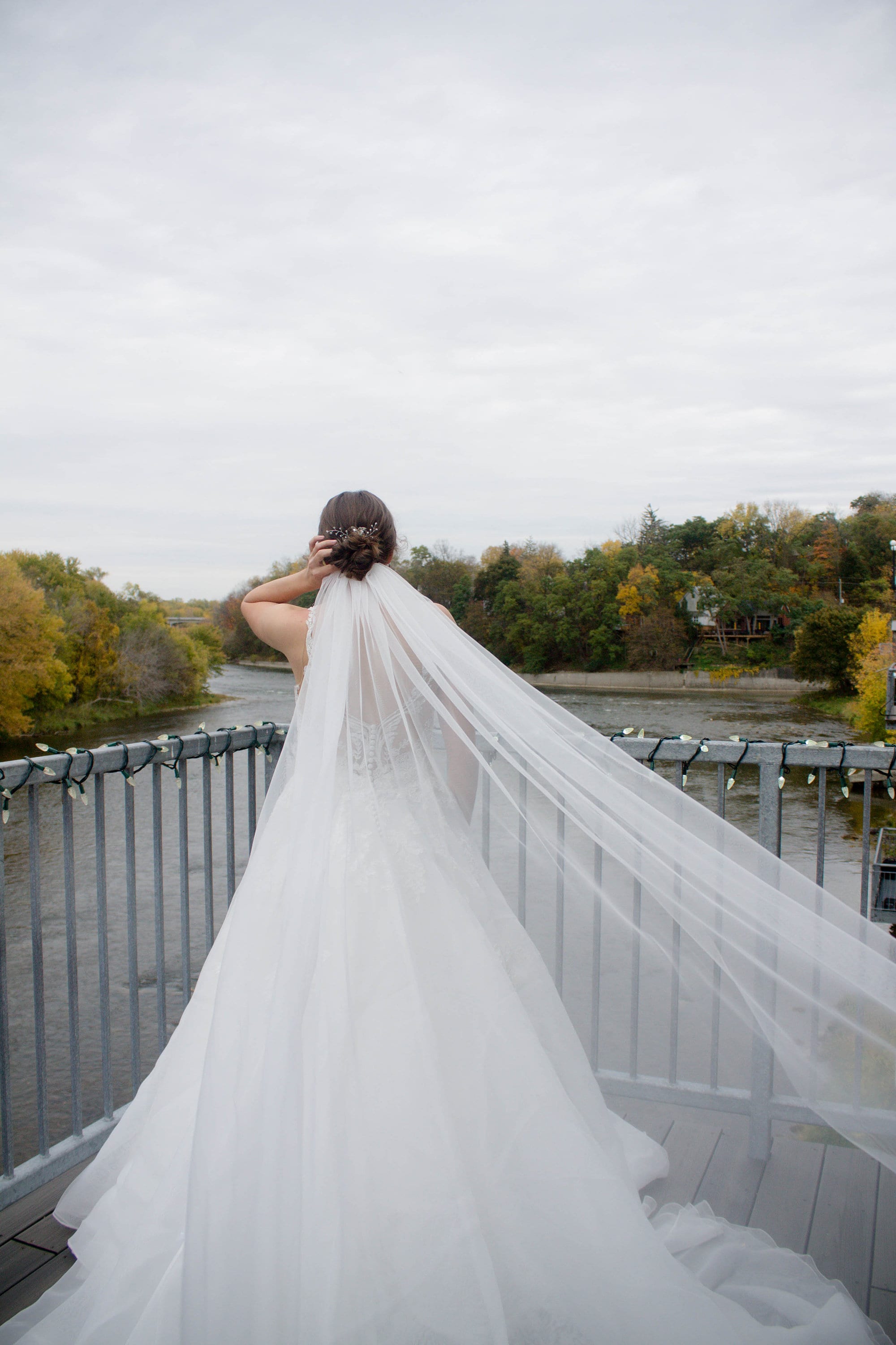 PantoraBridal Fine Diamond White Cathedral Veil Diamond White / No Blusher