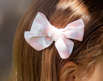 Pink and white tie dye Hair Bow- Girls hair bows, tie dye bow, swirl bow, girls hair accessories, alligator clip